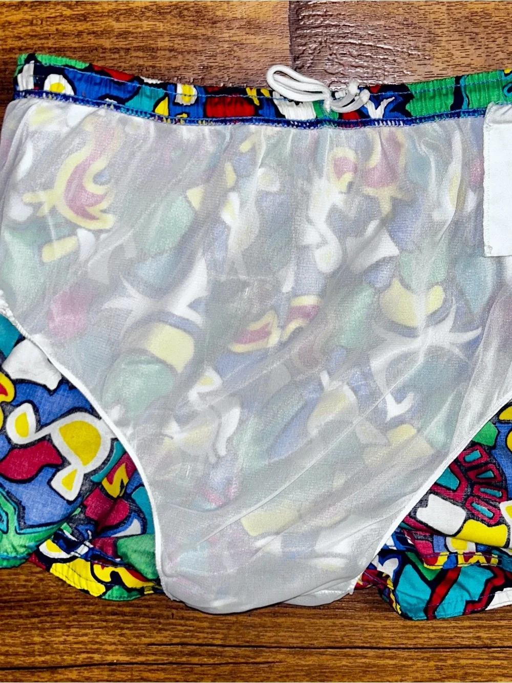 Sergio Valente ~ Men’s Large ~ USA ~ Vintage/ Retro ~ Multi-Colors ~ Swim Trunk
